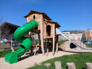 Reabierto al público el renovado parque ‘Tipuren ametsa jolasgunea’ de Huarte